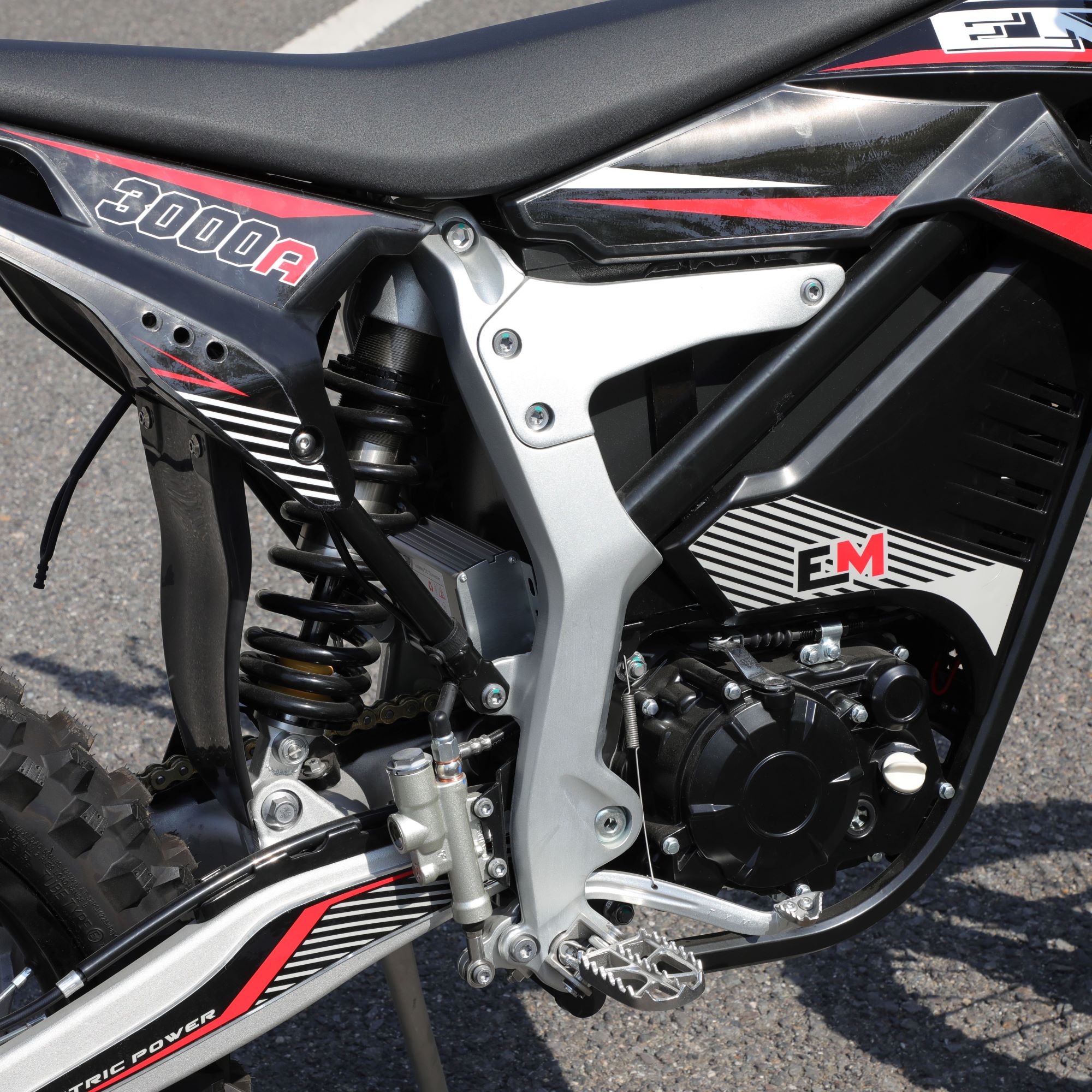 EM5000 Electric Dirt Bike Supermoto Version - EDGE MOTO