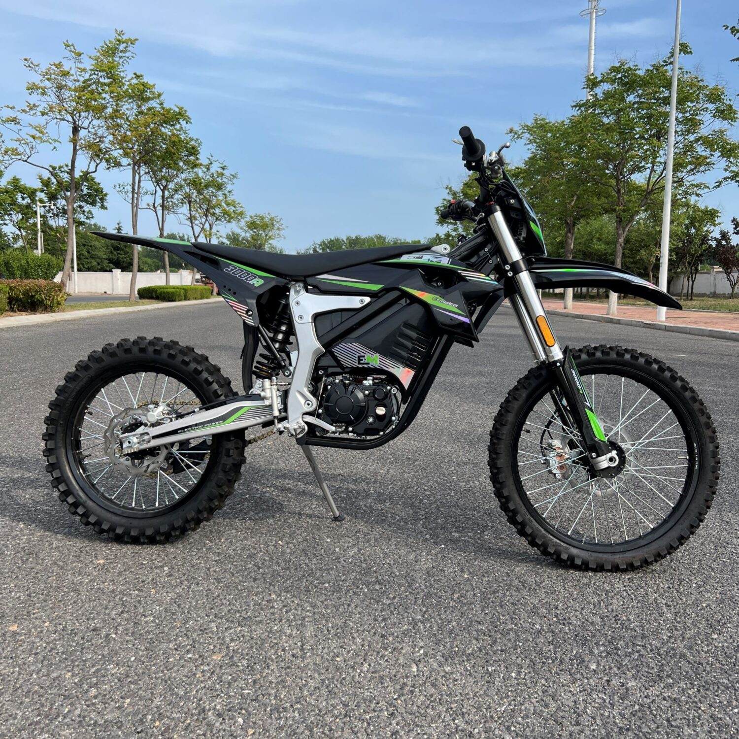 Electric dirt bike motorcycle