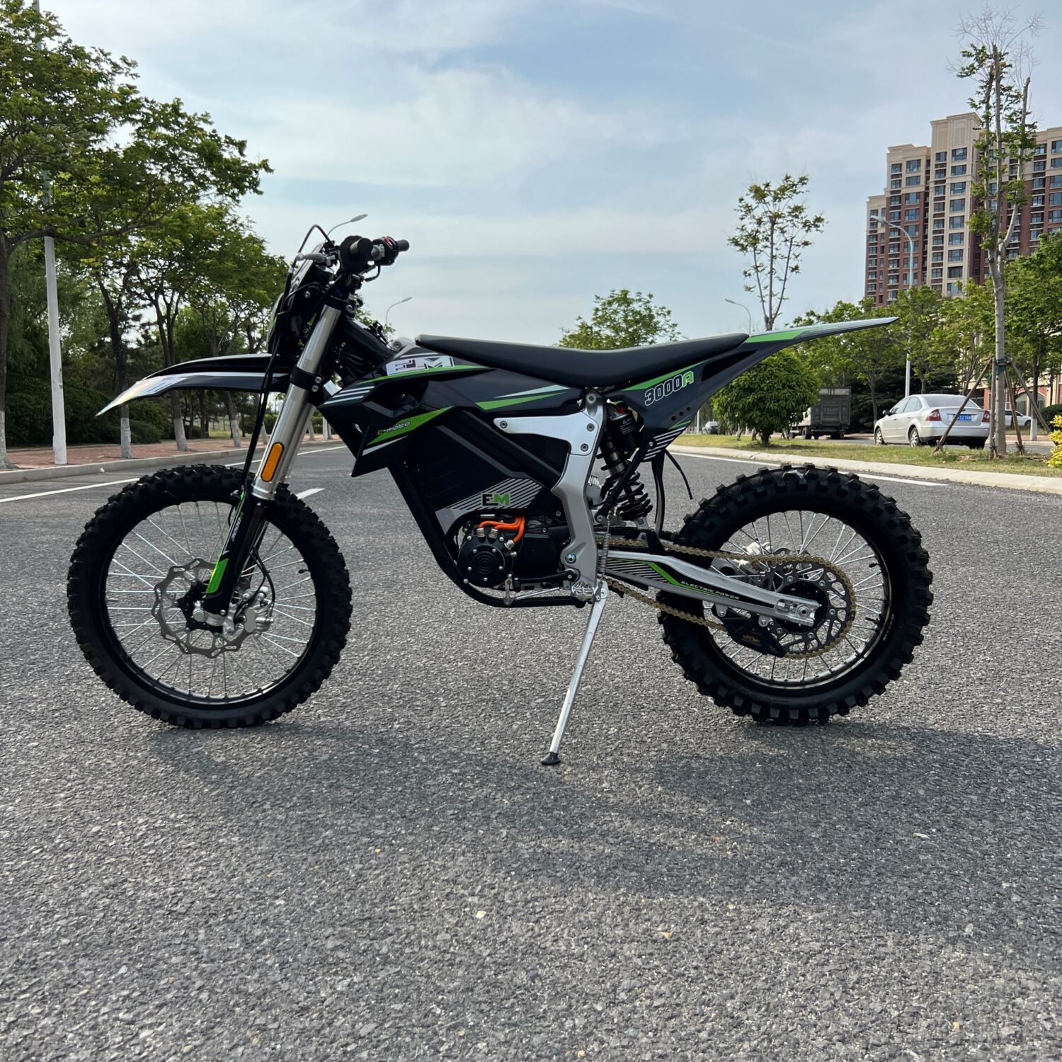 Electric dirt bike motorcycle