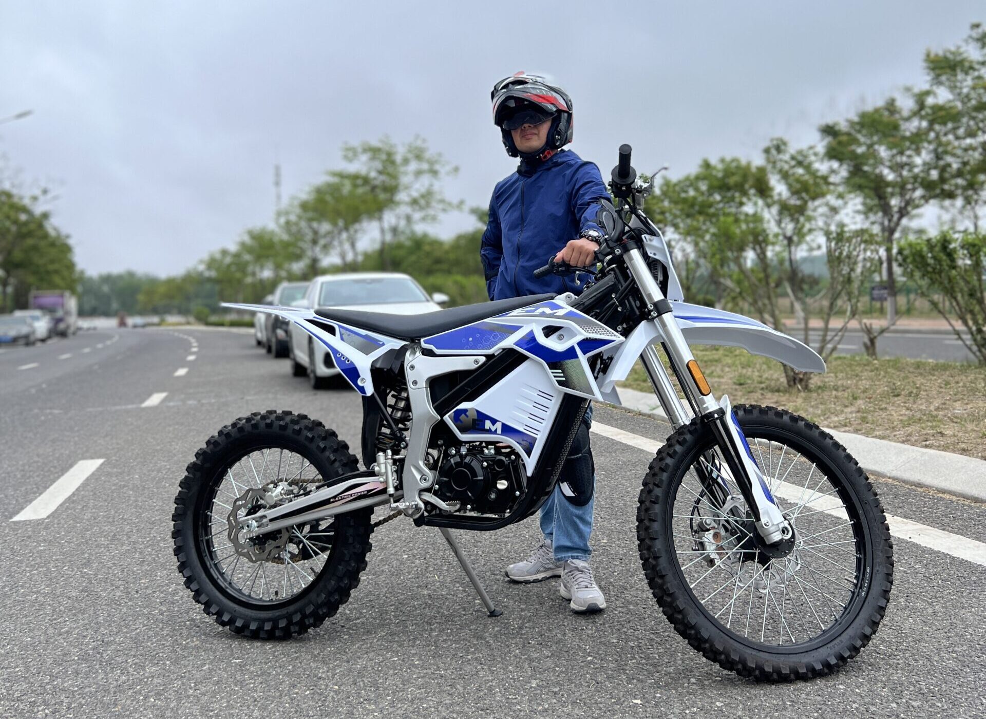 The Future of Enduro Motorcycles: The EM3000 from EDGEmoto in Russia