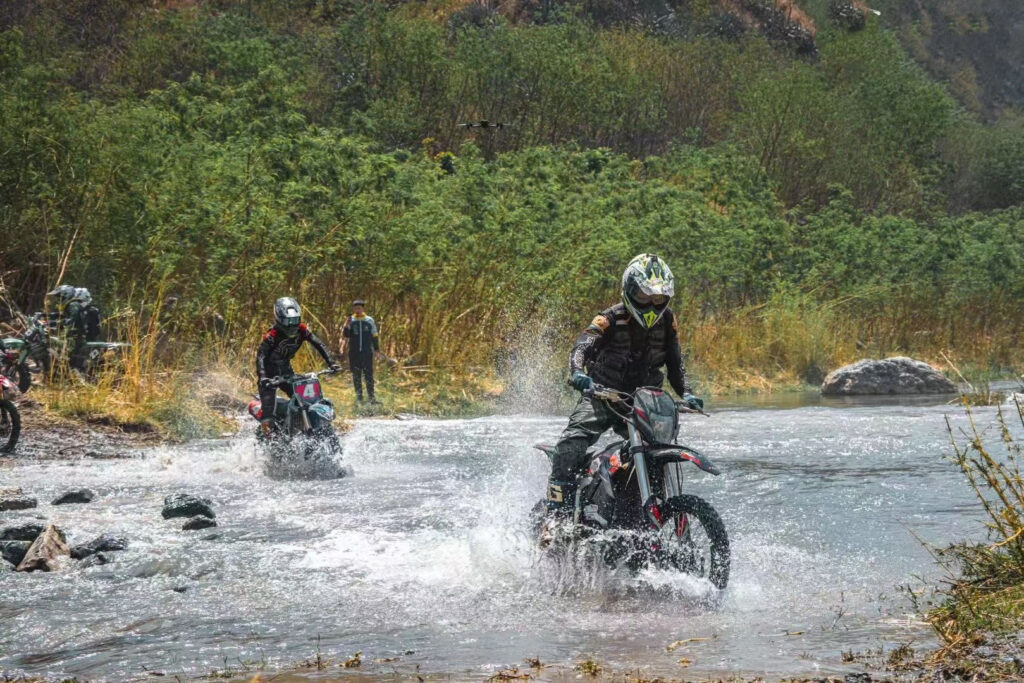 Cross-Country Electric Enduro Bikes