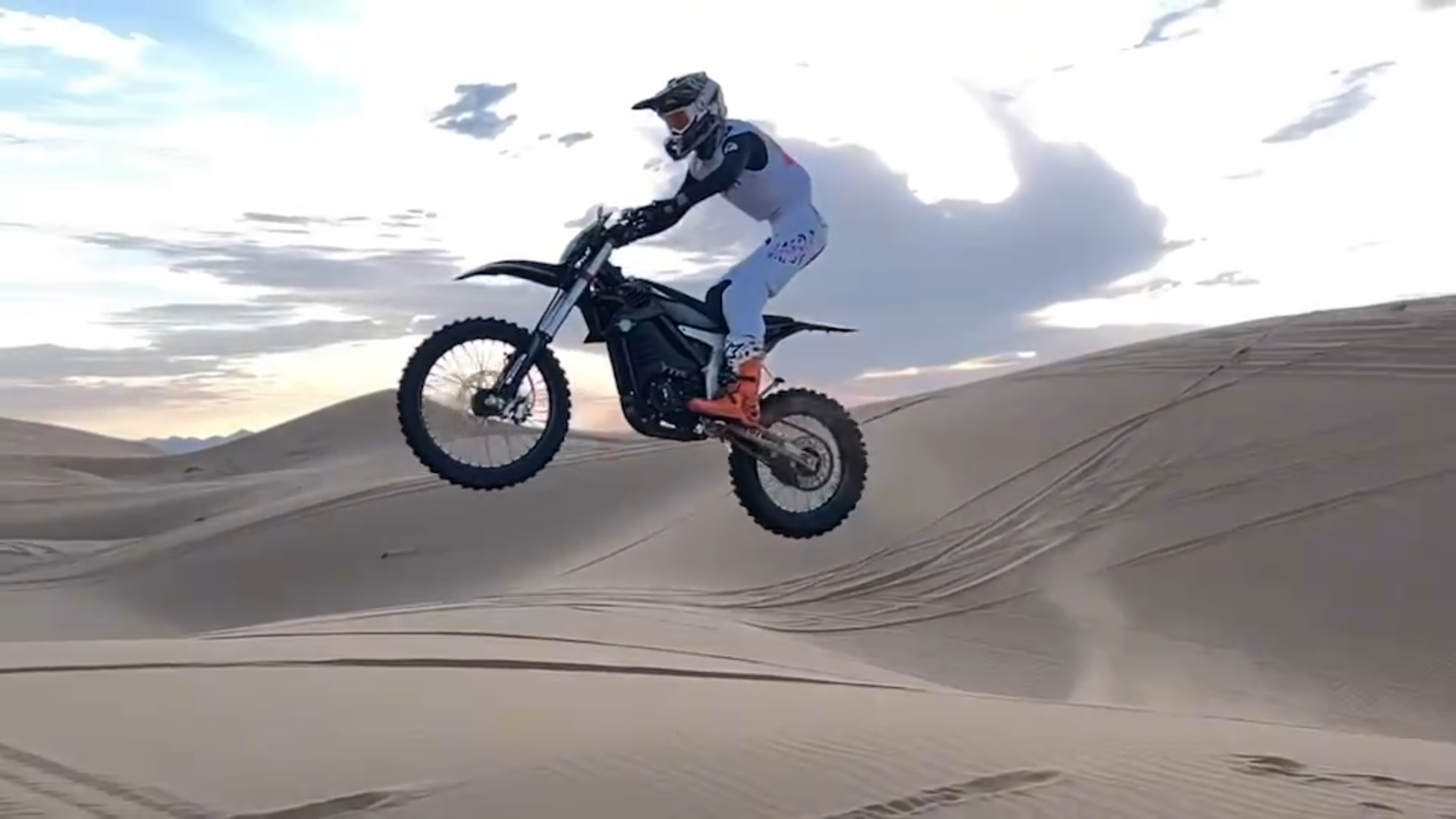How Electric Power Transforms Enduro Riding