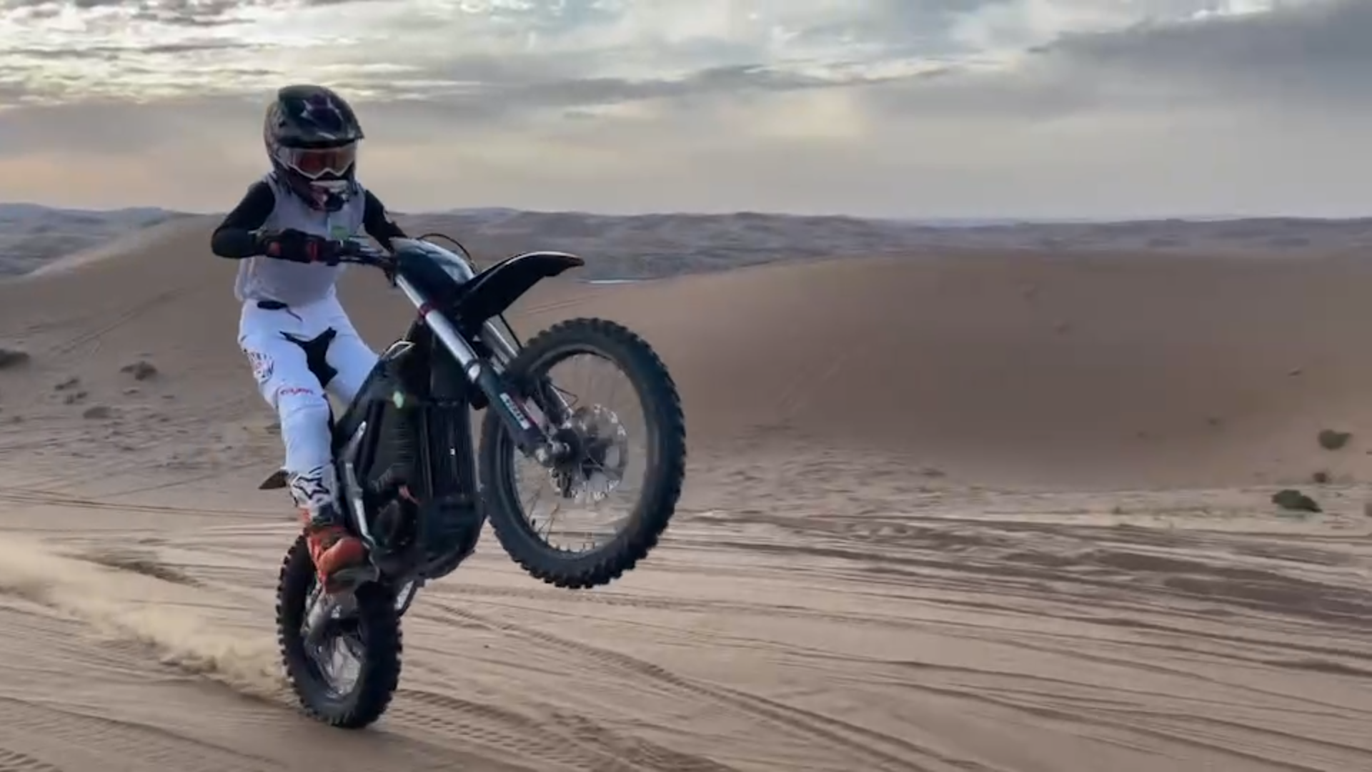 High Speed Electric Enduro Dirt Bike for Adults in 2025
